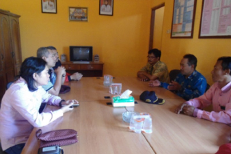 Program Doktor Mengabdi pada kelompok pembudidaya udang vaname di Desa Jatirenggo Kecamatan Glagah kabupaten Lamongan